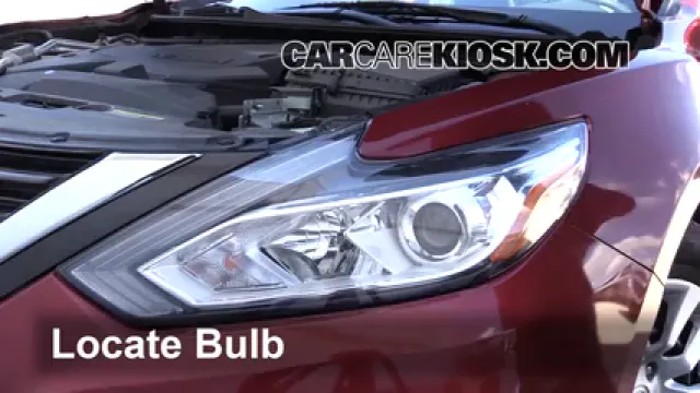 2017 Nissan Altima SL 2.5L 4 Cyl. Éclairage Feu clignotant avant (remplacer l'ampoule)